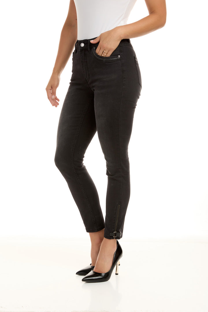 Frank Lyman Ankle Detail Jeans | 226182U