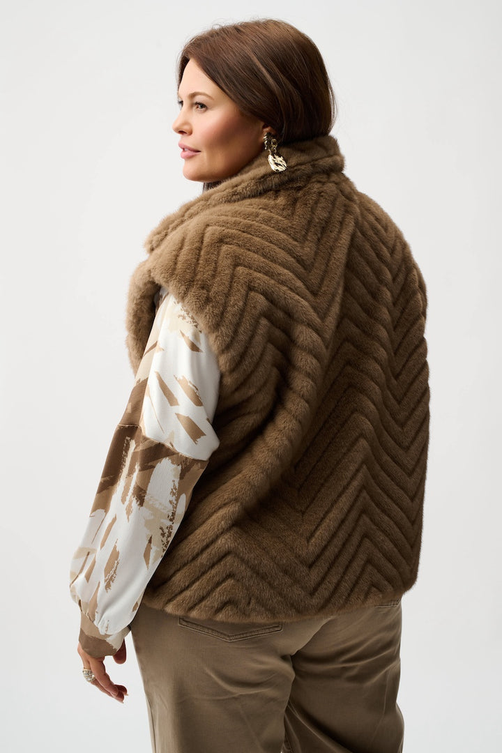 La veste en fausse fourrure Joseph Ribkoff | Hots | 254906