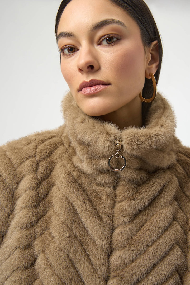 La veste en fausse fourrure Joseph Ribkoff | Hots | 254906