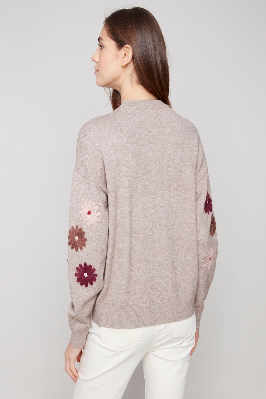 Le pull broderie florale Charlie B. | C2891-974A