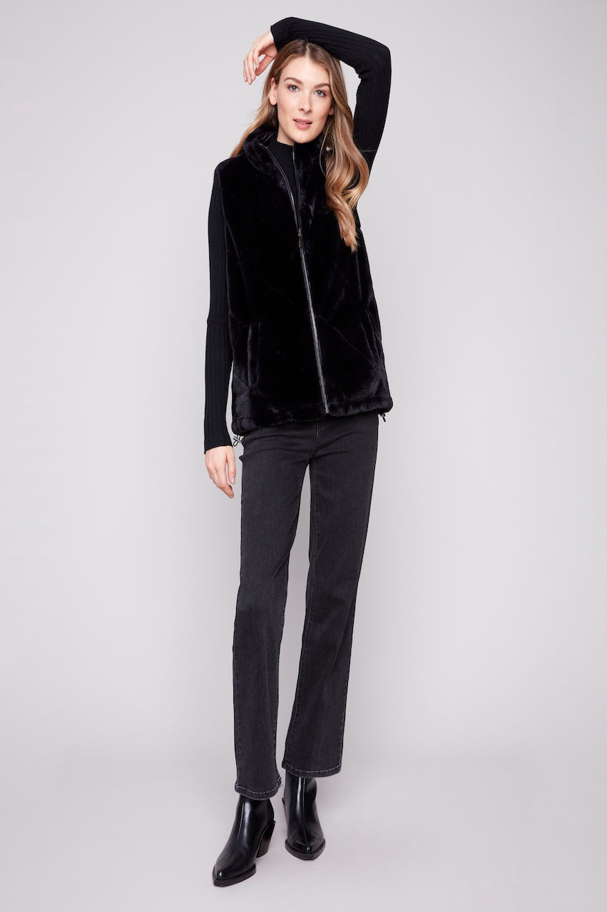 La veste fausse fourrure réversible Charlie B. | C6374P-666A