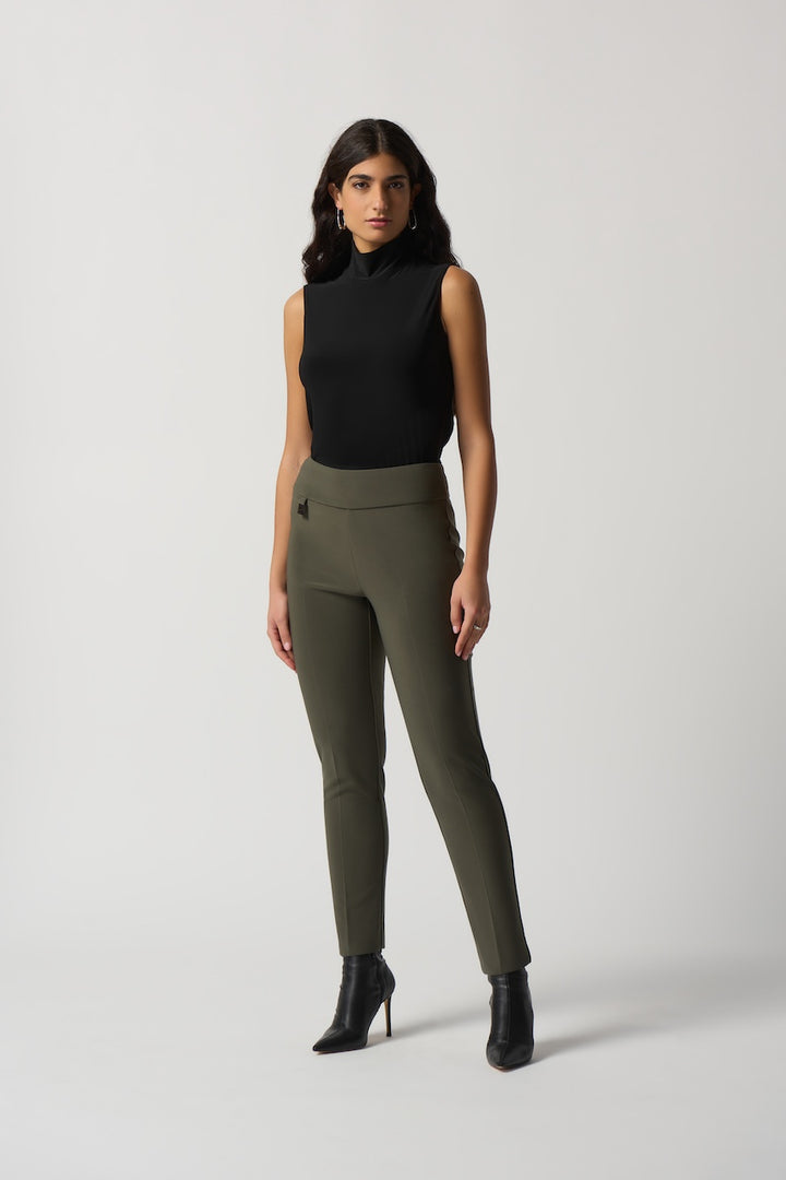 Le pantalon tailleur ajusté Joseph Ribkoff | 144092NOS