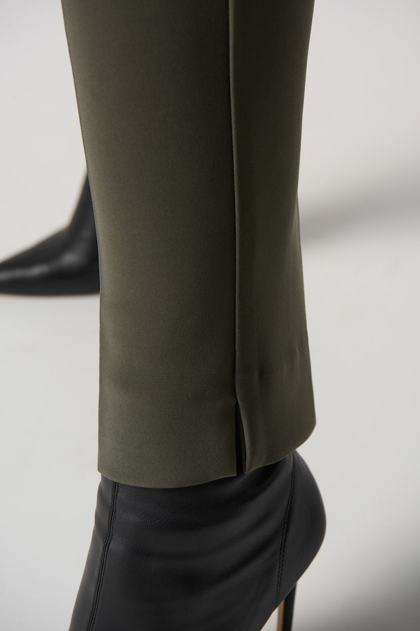 Le pantalon tailleur ajusté Joseph Ribkoff | 144092NOS