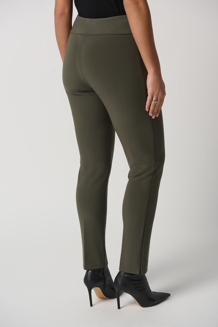 Le pantalon tailleur ajusté Joseph Ribkoff | 144092NOS