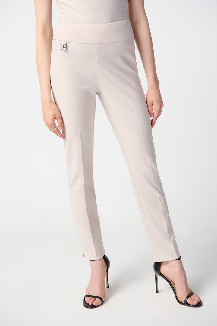 Le pantalon tailleur ajusté Joseph Ribkoff | 144092NOS