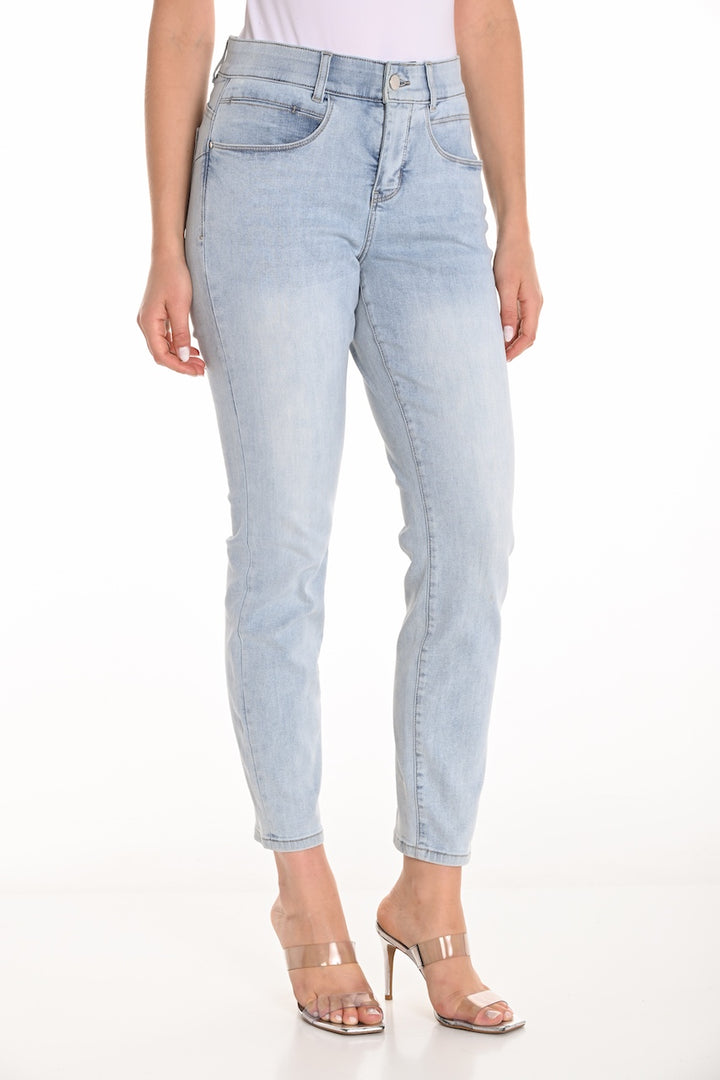 Le jean basic taille haute de Frank Lyman | 213126U