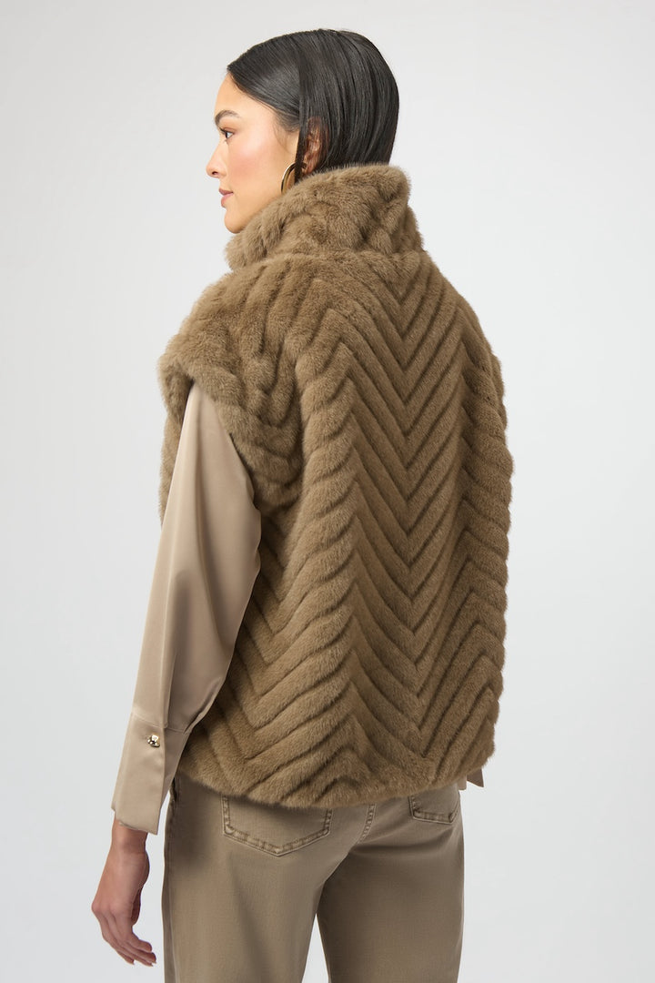 La veste en fausse fourrure Joseph Ribkoff | Hots | 254906