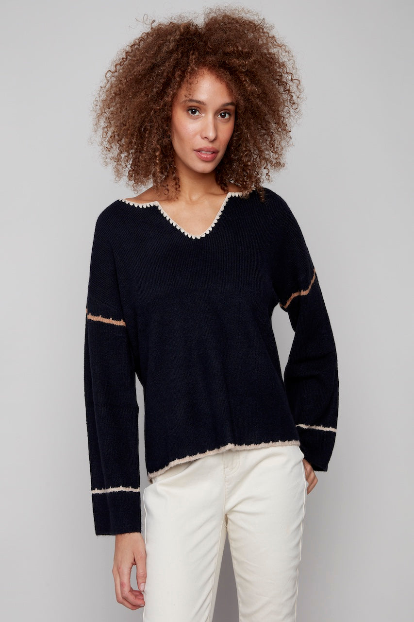 Le pull côtelé et brodé Charlie B. | C2879-365C