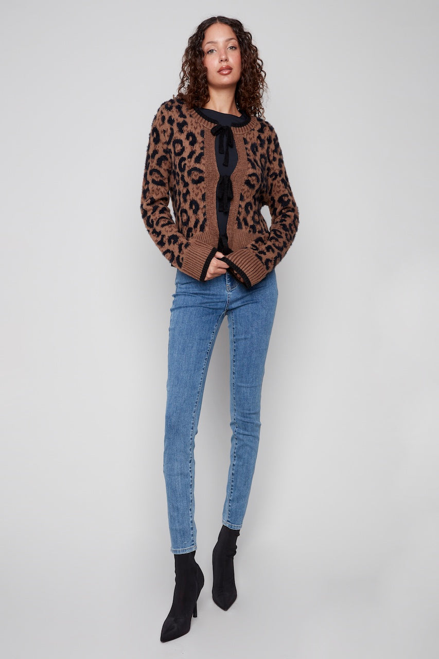 Le cardigan léopard à noeud Charlie B. | C2933-430C