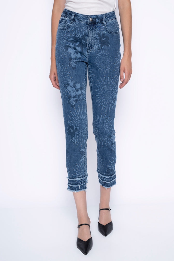 Picadilly Frayed Hem Cropped Jeans | G6077GX