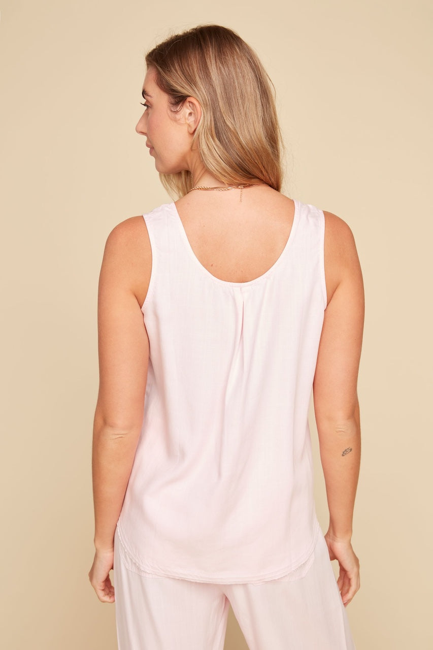 The Renuar lightweight camisole | R5157-E2142