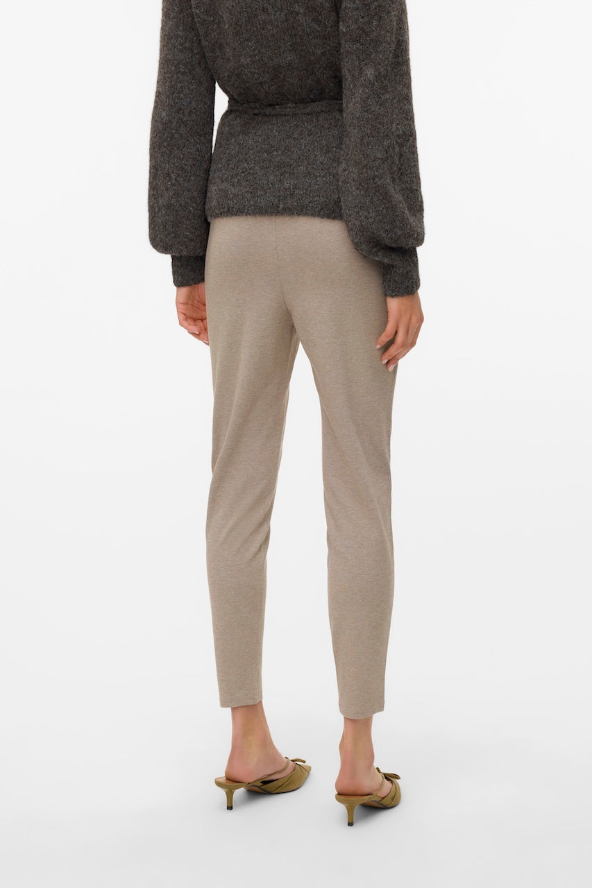 Le pantalon intemporel Vero Moda | 10197909-32